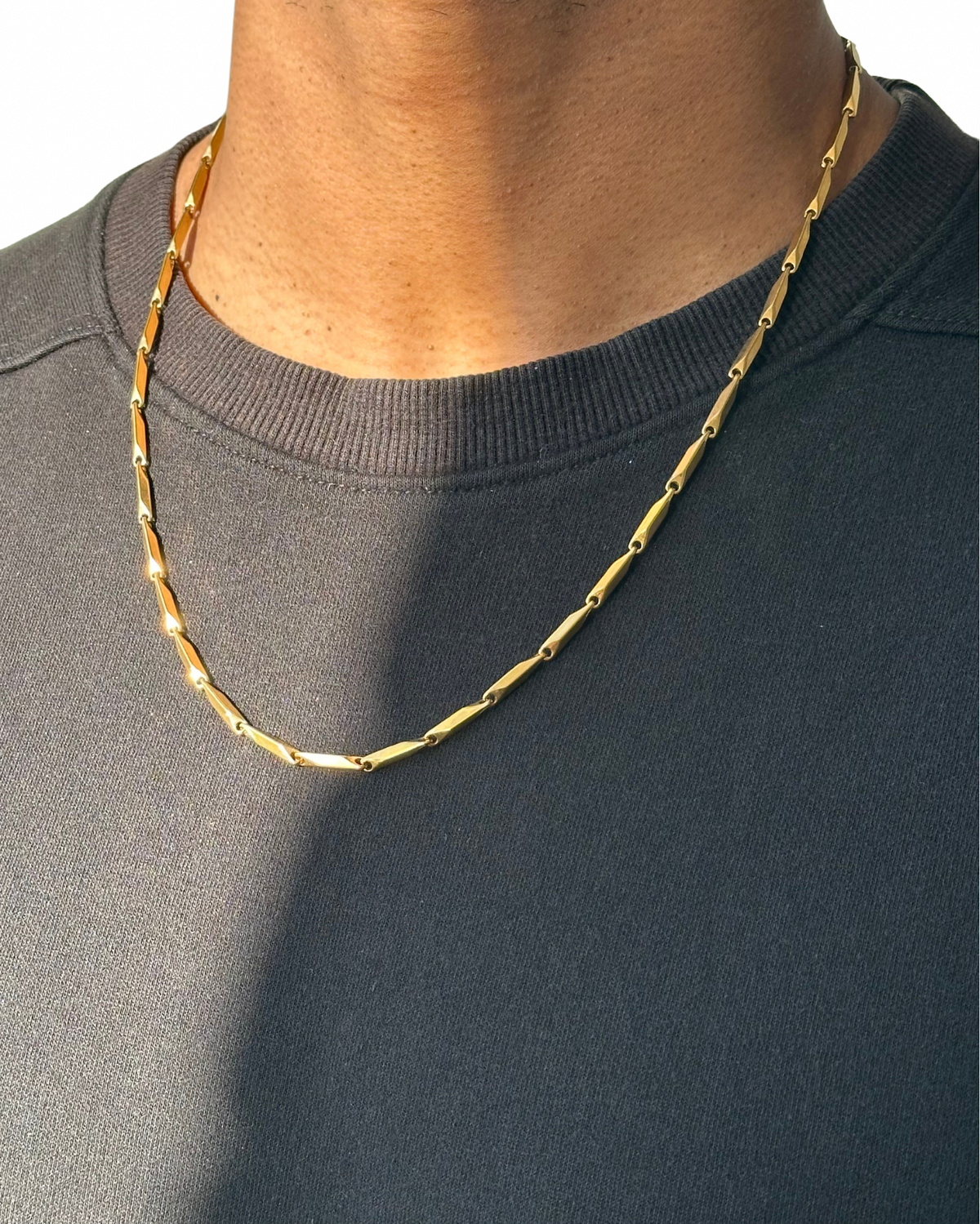 Gold Interlock Chain – CURATED CHAOTICA