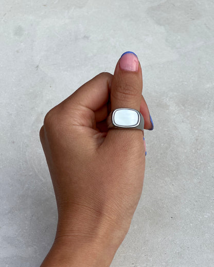 Silver Chunky Signet Ring (White)